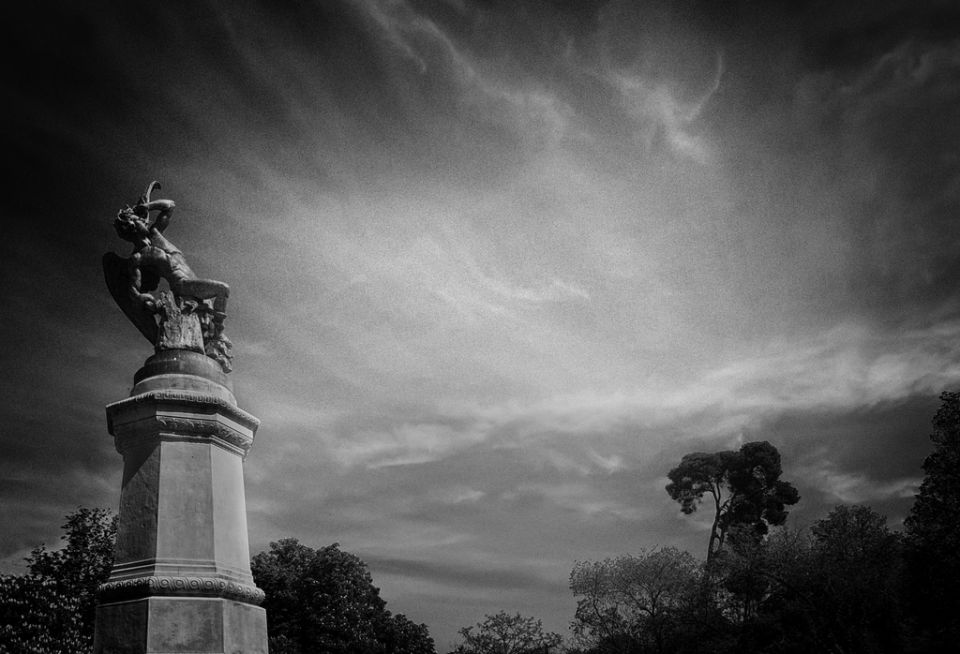 Fallen Angel (El Ángel Caído)