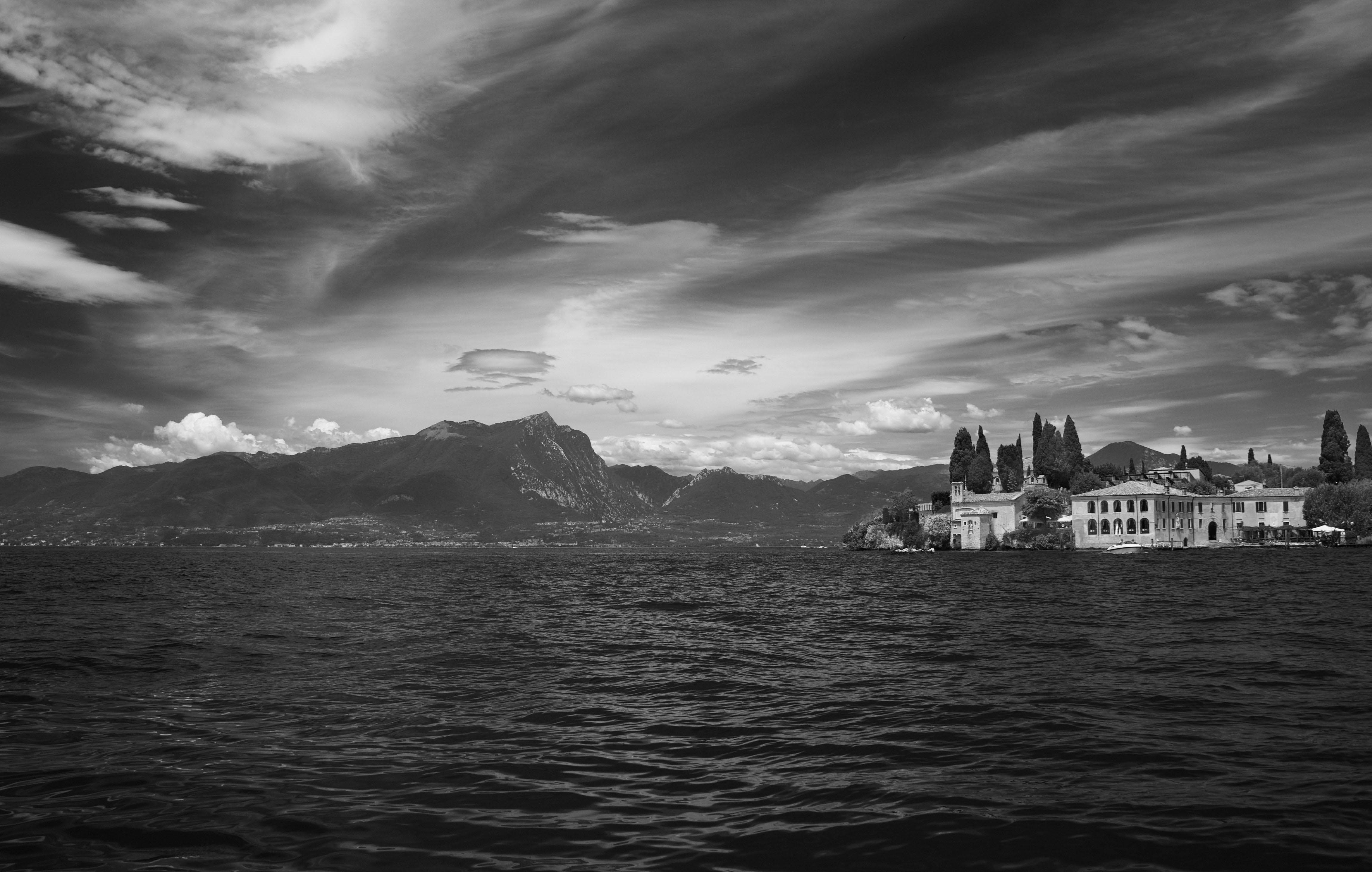 Isola Garda Island Lake