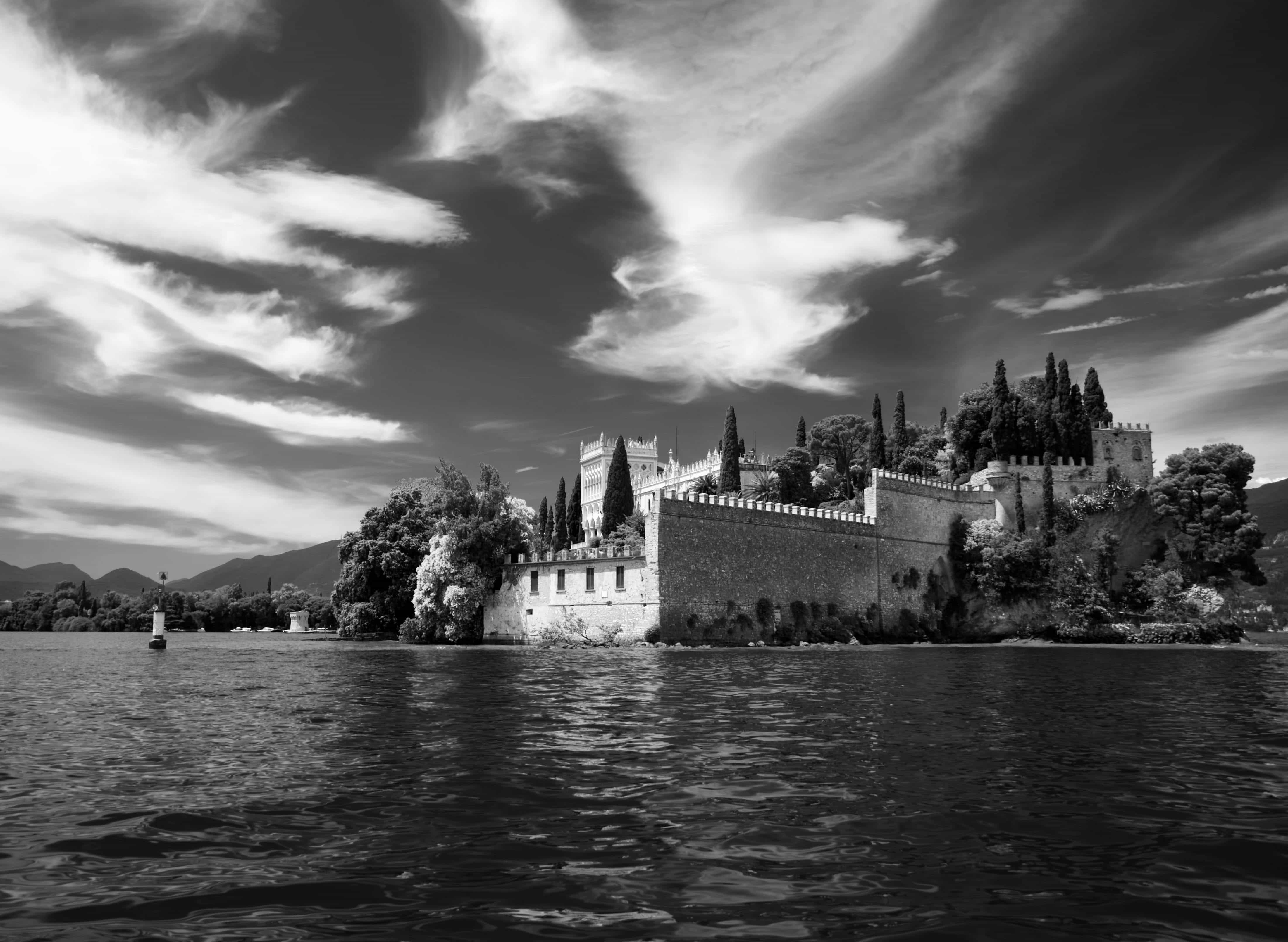 Villa Borghese Cavazza Lake Garda
