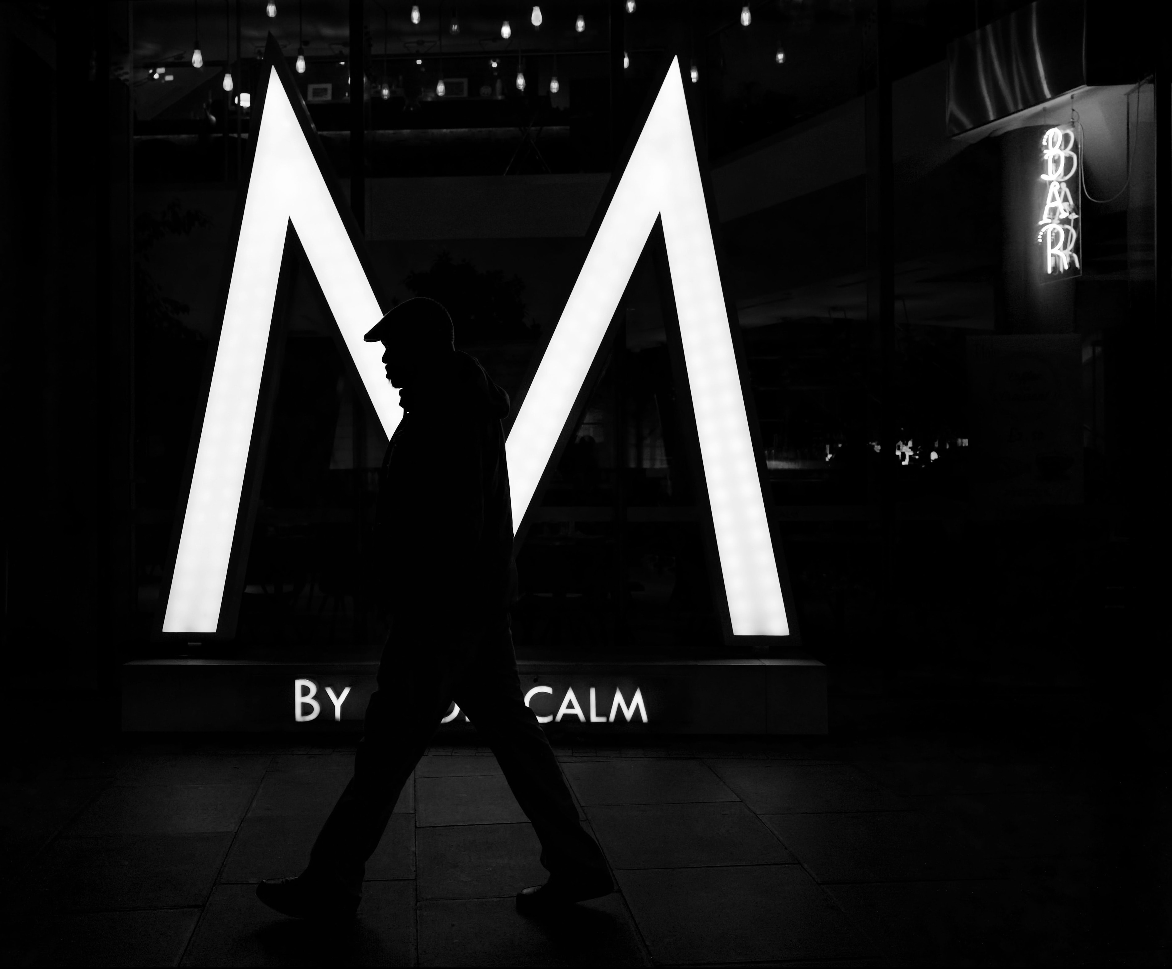 M London at night